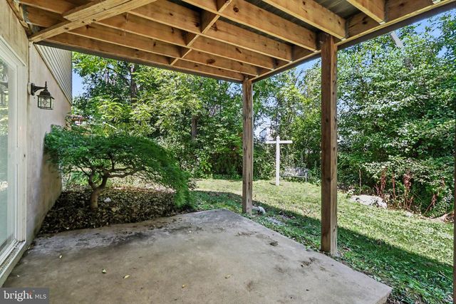180 HAZEL DR, Manchester, PA 17345