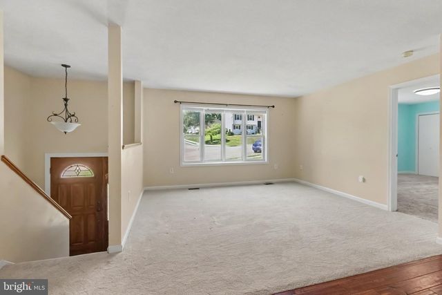 180 HAZEL DR, Manchester, PA 17345