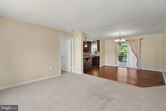 180 HAZEL DR, Manchester, PA 17345