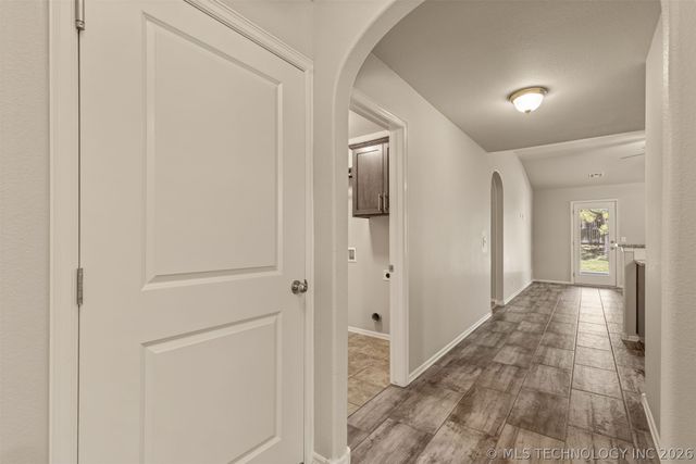 7509 S Joshua Avenue, Broken Arrow, OK 74011