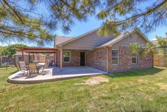 7509 S Joshua Avenue, Broken Arrow, OK 74011