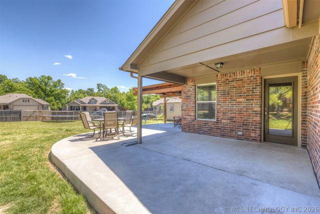 7509 S Joshua Avenue, Broken Arrow, OK 74011