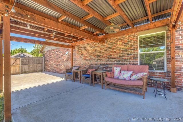 7509 S Joshua Avenue, Broken Arrow, OK 74011