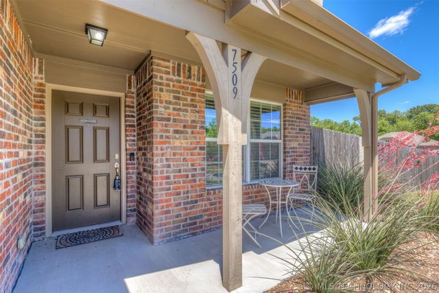 7509 S Joshua Avenue, Broken Arrow, OK 74011