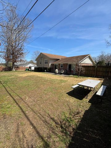 249 Circle Drive, Morehead, KY 40351