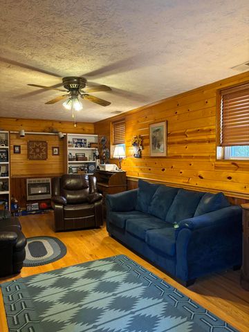 249 Circle Drive, Morehead, KY 40351