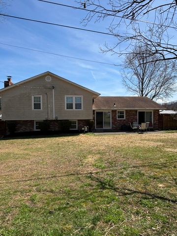 249 Circle Drive, Morehead, KY 40351