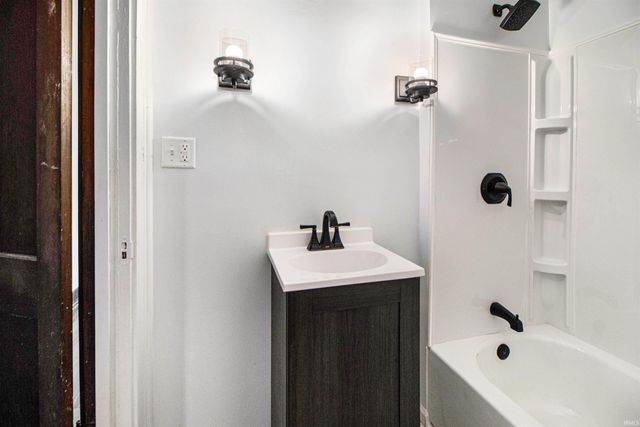 3005 Roger Street Street, South Bend, IN 46628