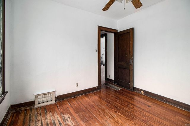 3005 Roger Street Street, South Bend, IN 46628