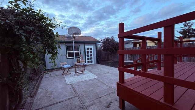 1945 1945 21St St, San Pablo, CA 94806