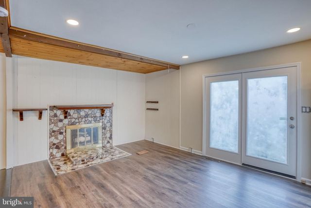 9 JOHN COLLINS CIR, Dover, DE 19904