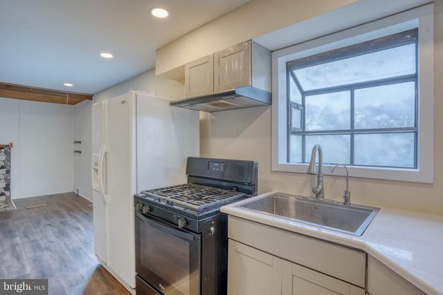 9 JOHN COLLINS CIR, Dover, DE 19904