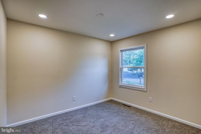 9 JOHN COLLINS CIR, Dover, DE 19904
