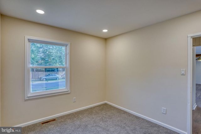 9 JOHN COLLINS CIR, Dover, DE 19904