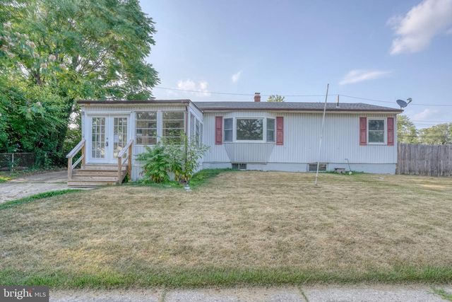 9 JOHN COLLINS CIR, Dover, DE 19904