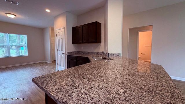 5259 BEDFORD Road, Jacksonville, FL 32207