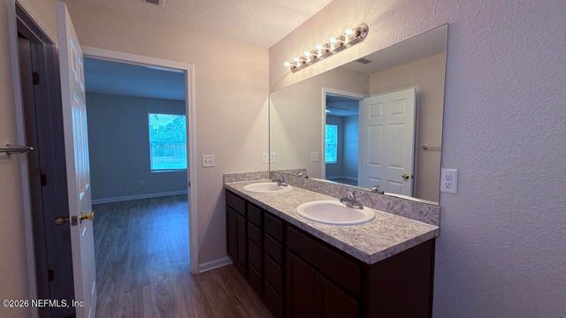 5259 BEDFORD Road, Jacksonville, FL 32207