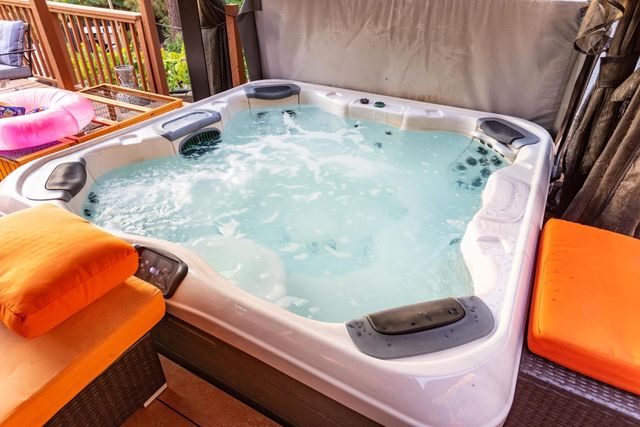 224 Oak Canyon Way, Folsom, CA 95630