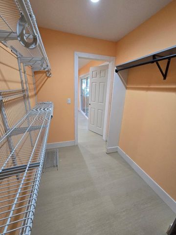 224 Oak Canyon Way, Folsom, CA 95630