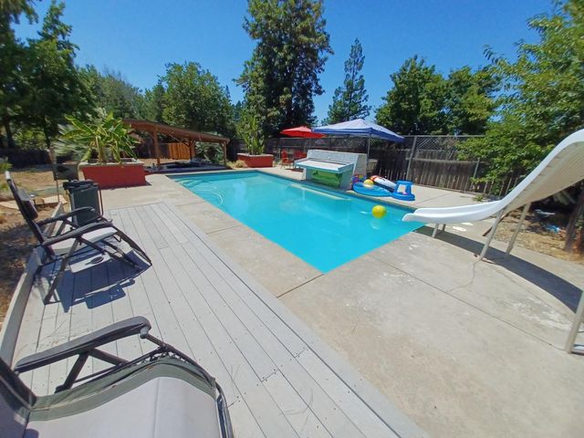 224 Oak Canyon Way, Folsom, CA 95630