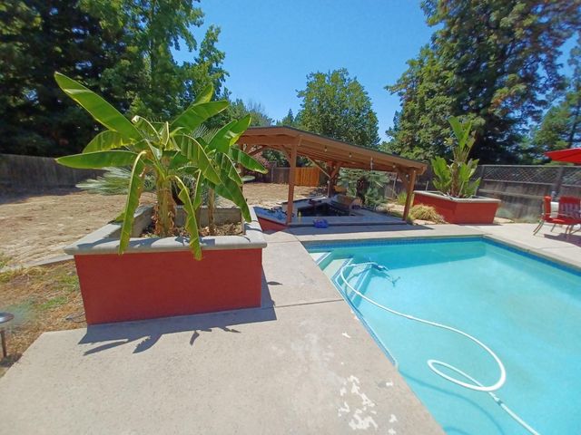 224 Oak Canyon Way, Folsom, CA 95630