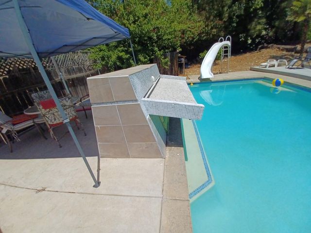 224 Oak Canyon Way, Folsom, CA 95630