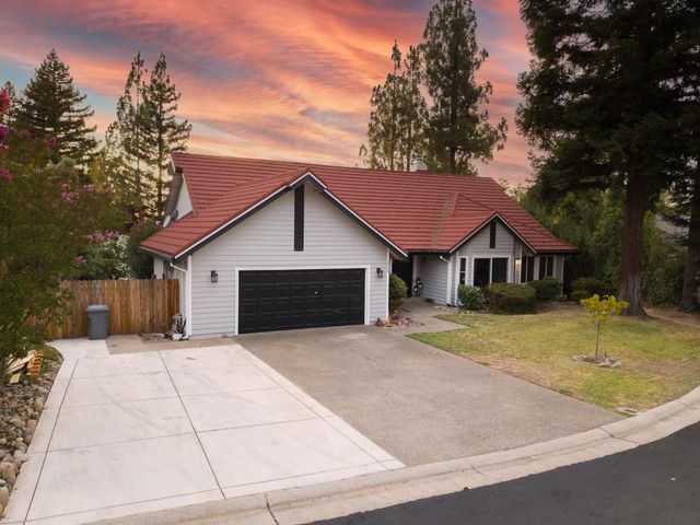 224 Oak Canyon Way, Folsom, CA 95630