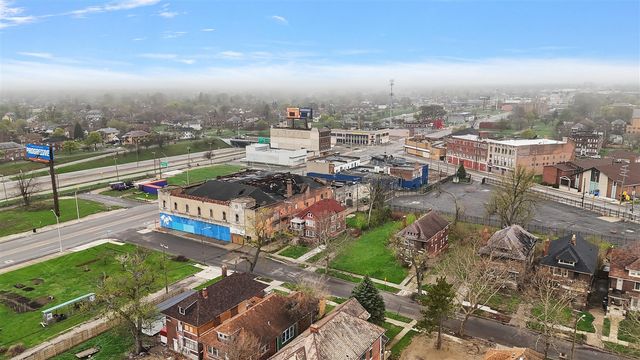 8983 Beverly Court, Detroit, MI 48204