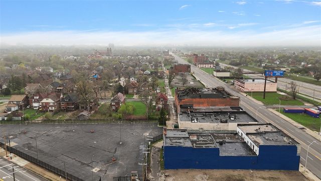 8983 Beverly Court, Detroit, MI 48204