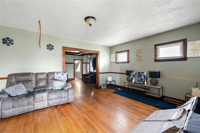 8983 Beverly Court, Detroit, MI 48204
