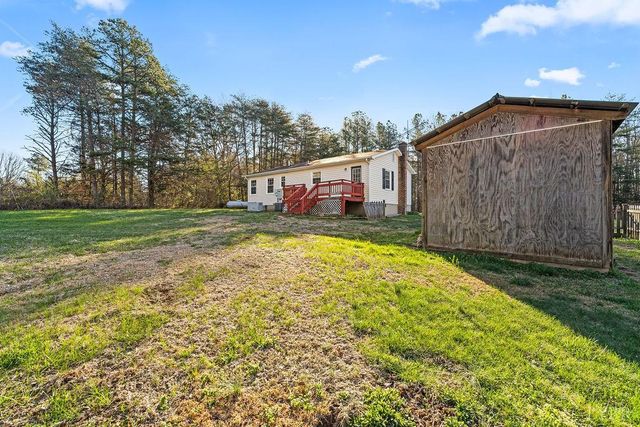 968 Mud Street, Concord, VA 24538