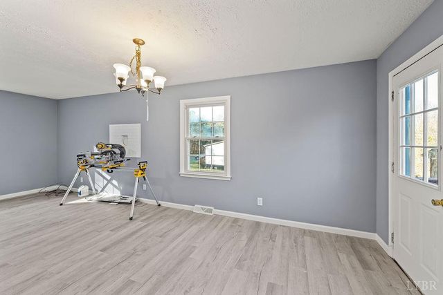 968 Mud Street, Concord, VA 24538