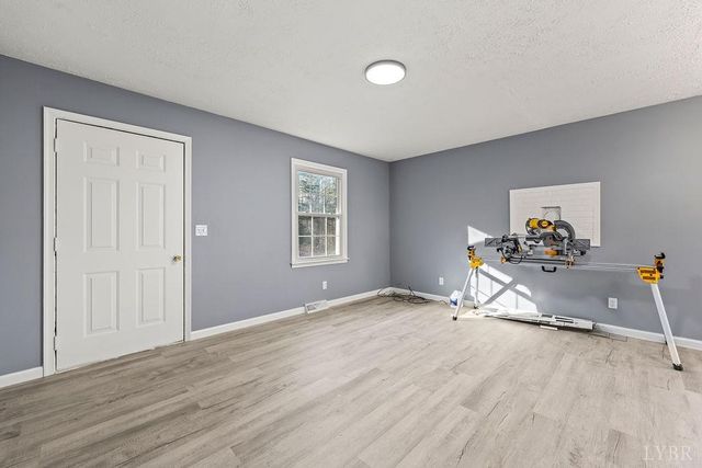 968 Mud Street, Concord, VA 24538