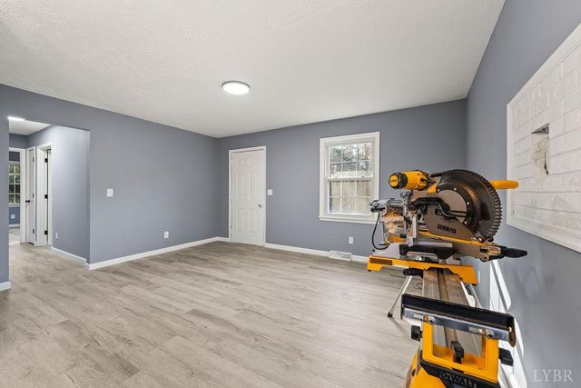 968 Mud Street, Concord, VA 24538