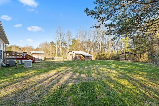 968 Mud Street, Concord, VA 24538