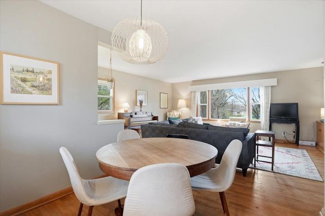 102 W Lakeview Avenue, Madison, WI 53716