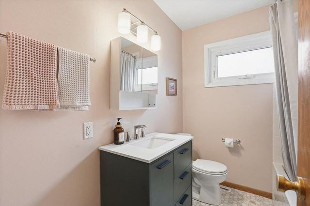 102 W Lakeview Avenue, Madison, WI 53716