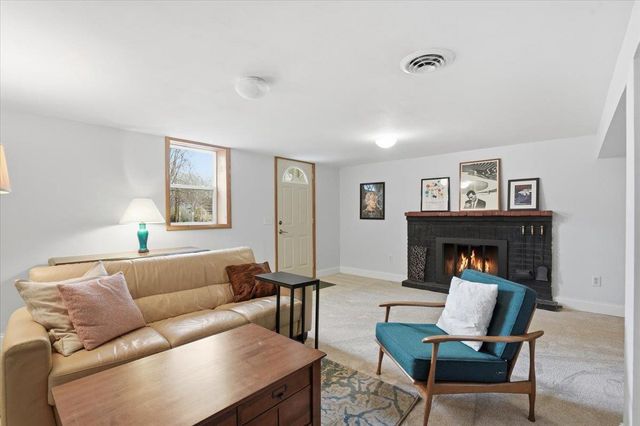 102 W Lakeview Avenue, Madison, WI 53716