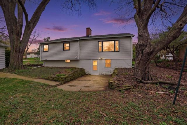 102 W Lakeview Avenue, Madison, WI 53716