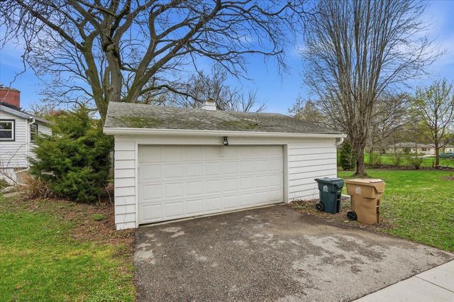 102 W Lakeview Avenue, Madison, WI 53716