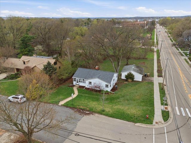 102 W Lakeview Avenue, Madison, WI 53716