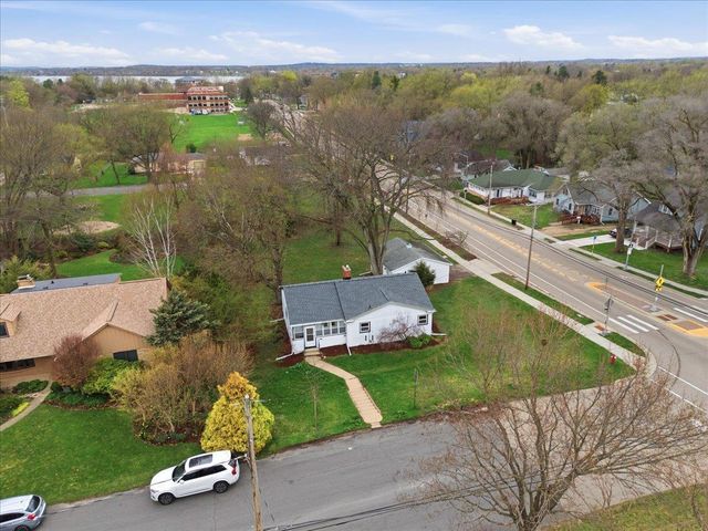 102 W Lakeview Avenue, Madison, WI 53716