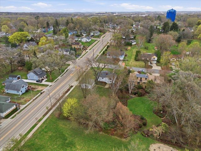 102 W Lakeview Avenue, Madison, WI 53716