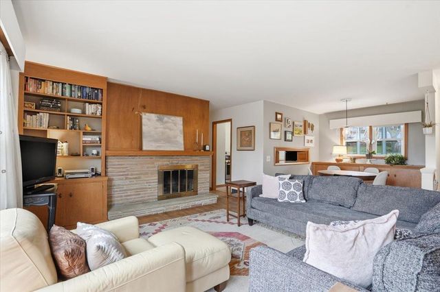 102 W Lakeview Avenue, Madison, WI 53716
