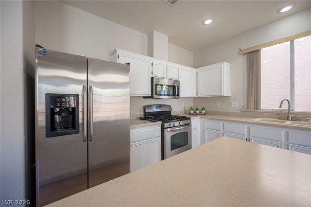 1334 Villa Park Court, Las Vegas, NV 89110