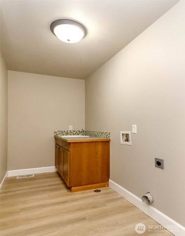 7406 223rd Avenue Ct E, Buckley, WA 98321