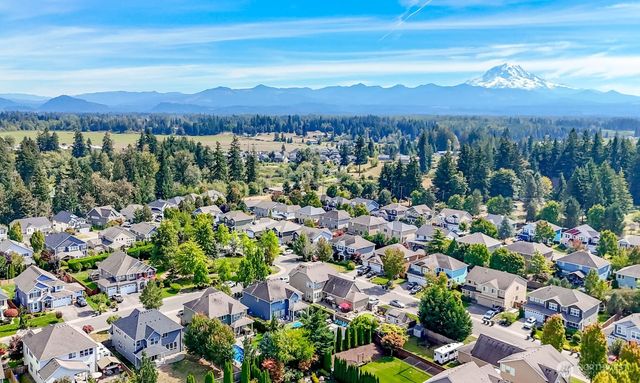 7406 223rd Avenue Ct E, Buckley, WA 98321