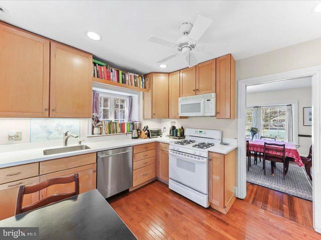 300 HARVARD AVE, Swarthmore, PA 19081