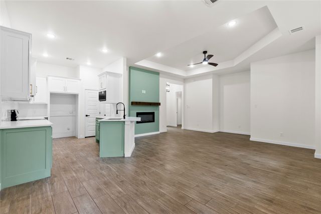 1005 Cornelia Street, Greenville, TX 75401