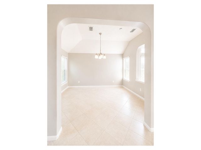 31 Auburn Path Drive, The Woodlands, TX 77382